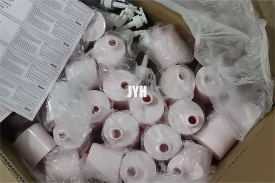 100ml는 가혹한 화학제품 없이 온화하고 효과적인 피부 관리 얼굴 세척제를 당연히 젤로 만듭니다